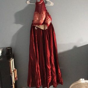 2 piece size 6 lace satin maroon prom dress